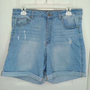 WAX JEAN Women's Light Wash Distressed Cuffed Denim Shorts 2XL Curvy